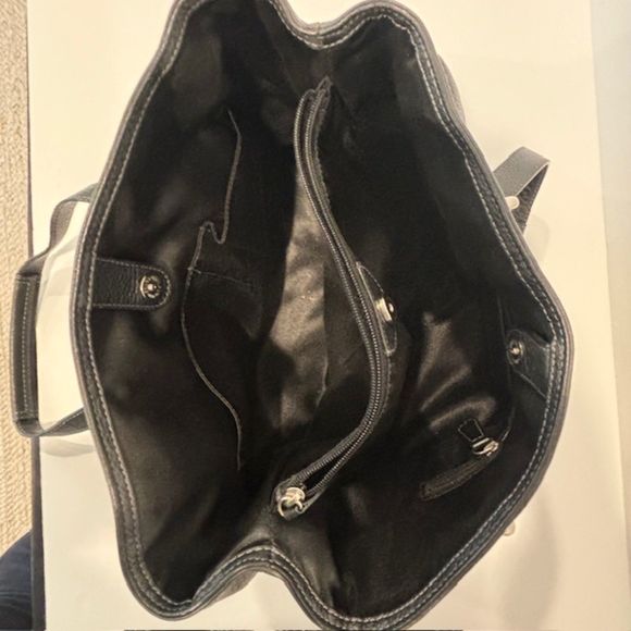 GENUINE COACH Penelope Black Leather Carry All Satchel Bag - Picture 3 of 8